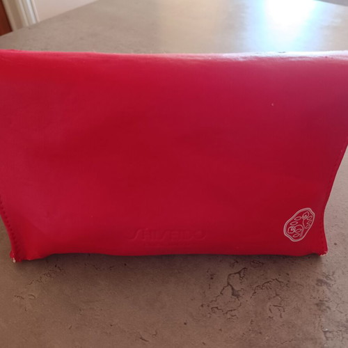 Makeup bags used, set of 3 with Shiseido, Body Shop and Apivita