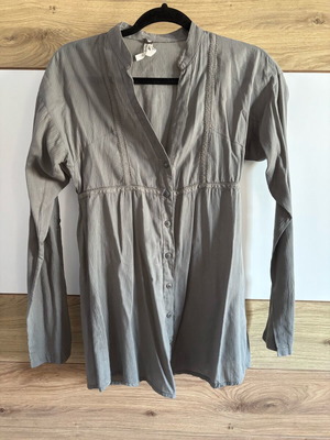 Bershka grey long sleeve shirt like new