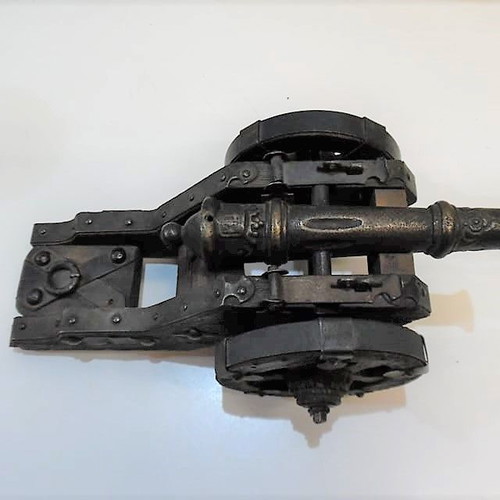 Decorative cannon made of wood and metal like new