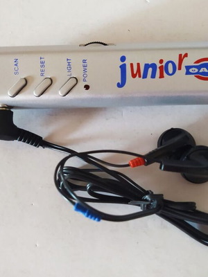 FAGE Junior radio with flashlight and headphones like new