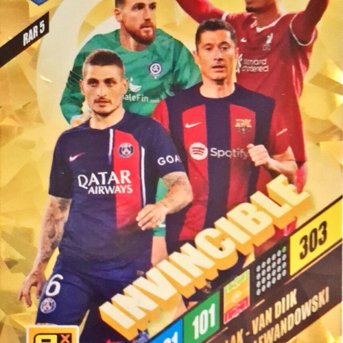 Adrenalyn XL FIFA 365 Invincible Card like new