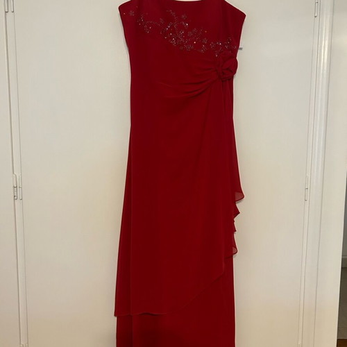 Evening dress new, size D 40 German