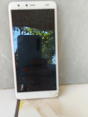 Gıgaset GS 100 mobile phone used for spare parts