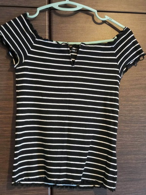 Striped blouse like new, size S, black and white