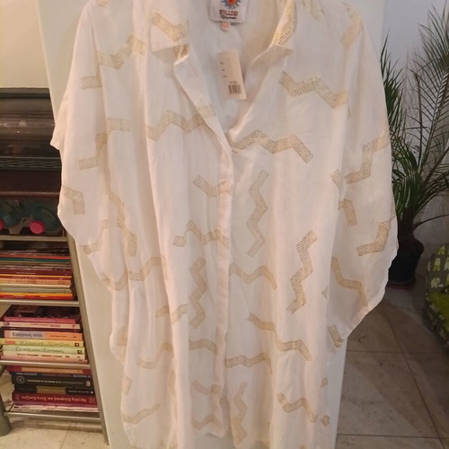 Beach kaftan, white and gold