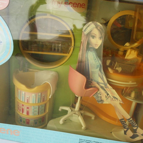 My Scene So Chic Beauty Salon Doll Playset Barbie Mattel new