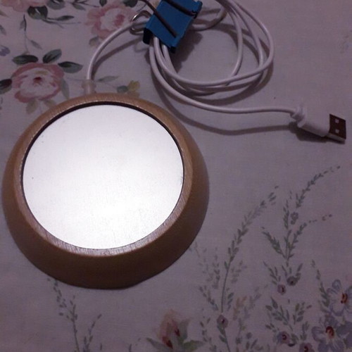 Heated Drink Warmer with USB Cable, Silver and Beige Wood Effect, Like New