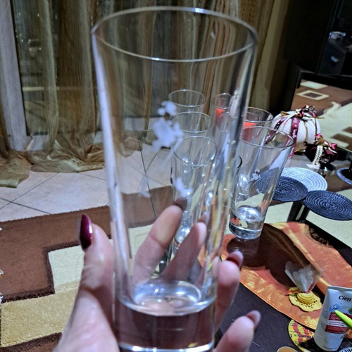 Jonnie Walker 6 tall glasses new, heavy glass