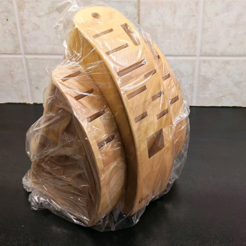 Tupperware Chef Series Deluxe knife block 19 slots new, wooden