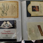 Wine label collection used, 120 Greek labels, rare bronze