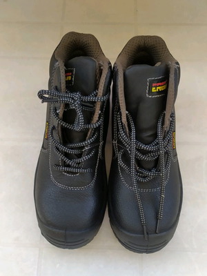 Boots new, size 38, black