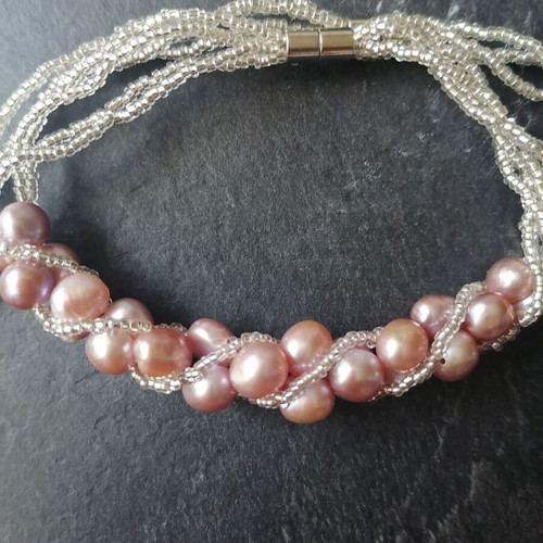 Necklace and bracelet set with natural pink freshwater pearls new