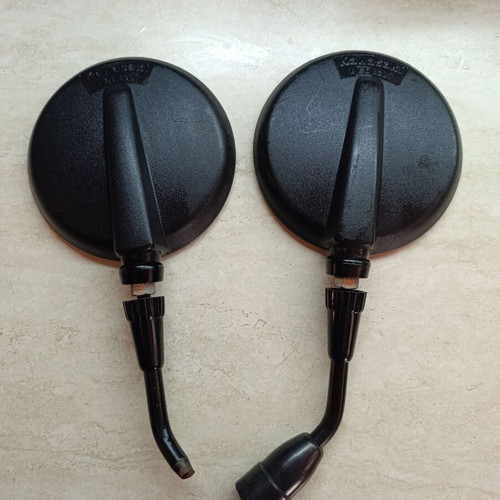 Kawasaki KAZE VR mirrors used, set with broken base