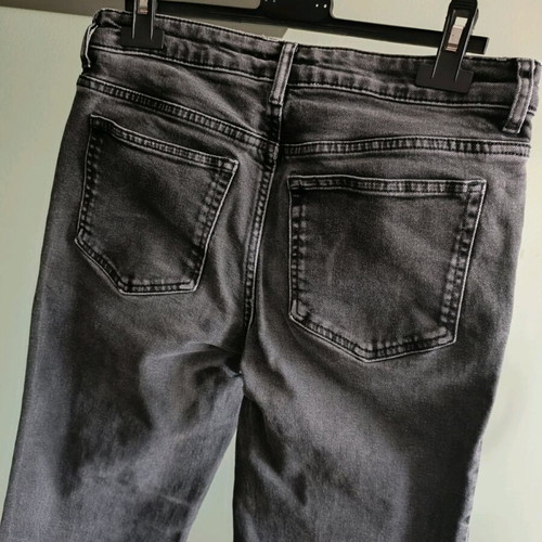 H&M High-Waisted Jeans Straight Leg Like New Black/Grey
