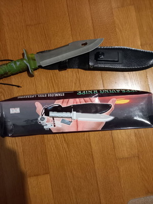 Нож Life Saving с компас, кибрит, кука, въдица, кожен калъф и кремък