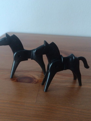 Playmobil horses used Lyra 1974, set of 2