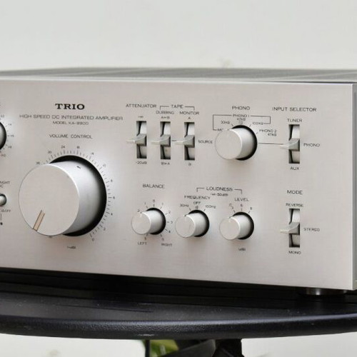TRIO Kenwood KA-9900 vintage integrated amplifier