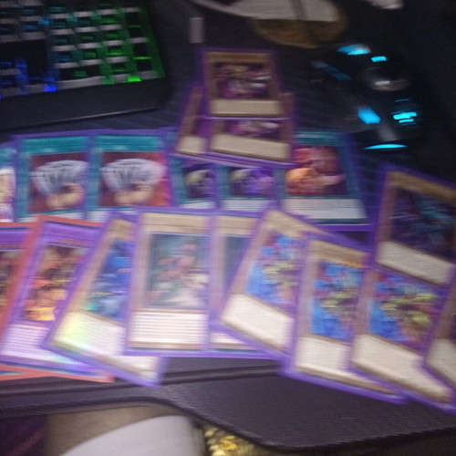 Yu-Gi-Oh Kings Knight core deck, 32 cards