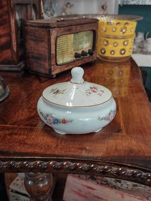 Porcelaine De Prestige St. Martial decorative container with lid used