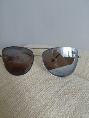 Unisex Mati Mati mirror sunglasses with silver frame