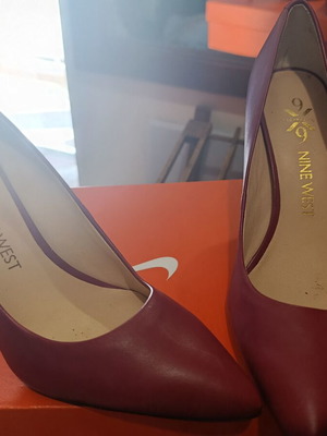 Nine West red pumps size 36 like new, worn once