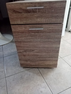 Nightstand with drawer and cabinet shelf, chipboard
