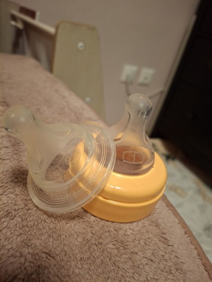 Nuk & Chicco baby bottle nipples new, unused