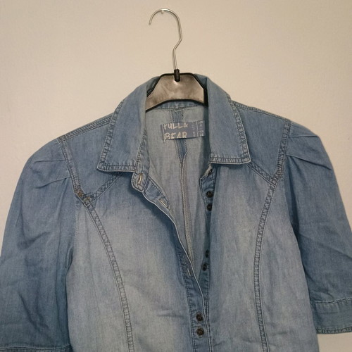 Pull&Bear women's denim short-sleeve shirt like new, blue