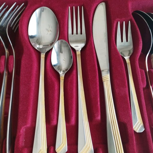 Cutlery set 30 pieces Rostfrei Germany like new with gold stripe