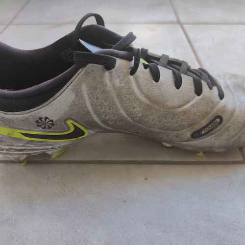 Nike Tiempo Legend 10 football shoes size 45.5 used