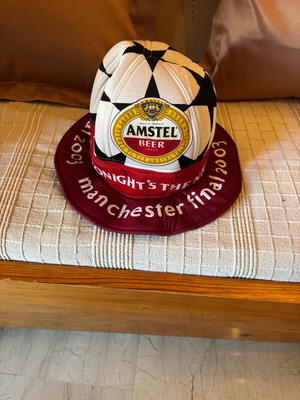 Amstel καπέλο bucket για τον τελικό του Champions League 2003 στο Μάντσεστερ