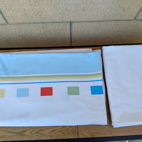 Duvet Cover and Bed Sheet Set like new