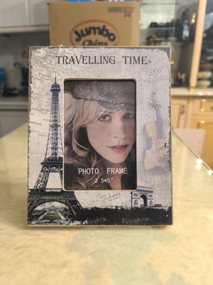 Travelling Time photo frame like new with travel theme