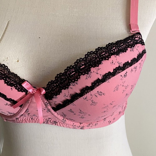 Pink Bra with Black Lace like new, balconette push-up style