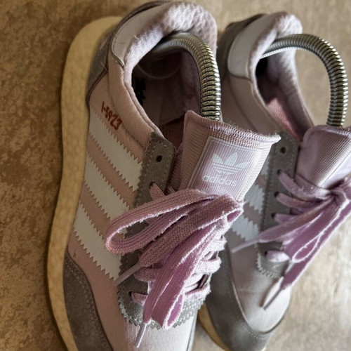 Adidas Original athletic shoes like new, size 37-37.5, pink and grey suede