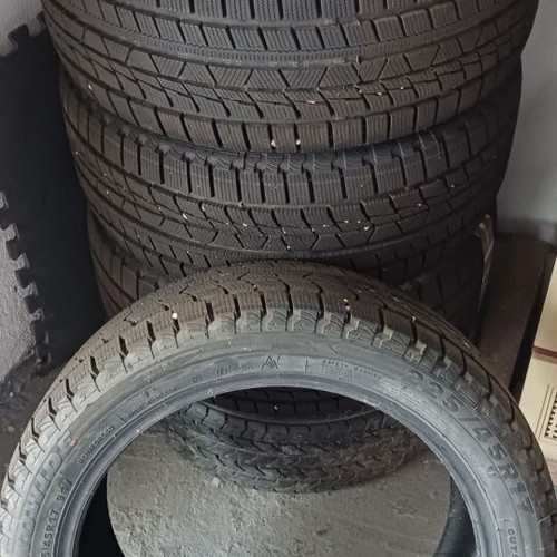 Sunwide winter tires 225/45/17 like new