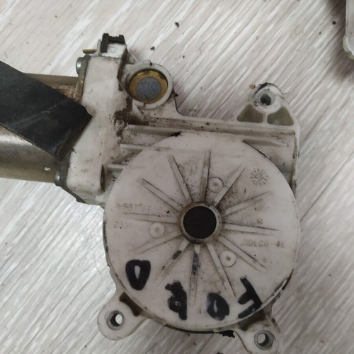 Window regulators for Ford Focus 1 used, front left and right