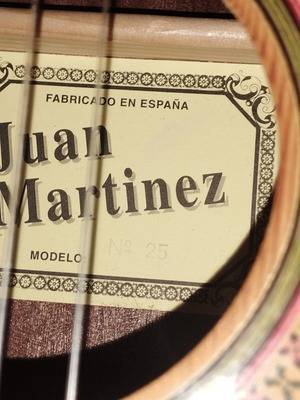 Κλασσική κιθάρα Juan Martinez Model No25 σαν καινούργιο, κατασκευασμένη στην Ισπανία