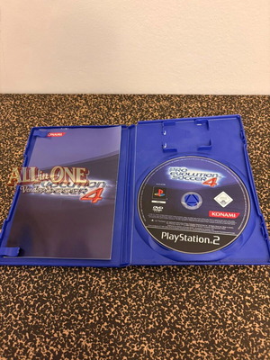 Pro Evolution Soccer 4 PS2 game