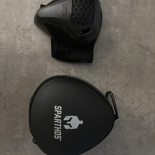 Sparthos Breathing Training Mask new with carrying case