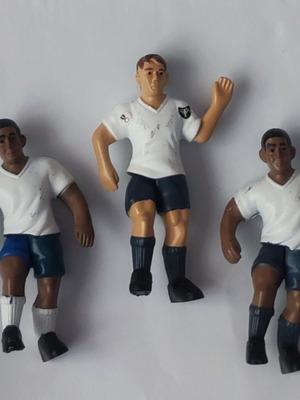 Football figures, set of 3