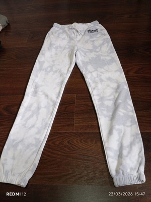 H&M sportswear like new, white and light blue, size 13 years
