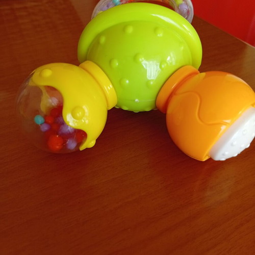 Rattle for 3m+ like new