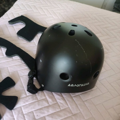 Athlopaidia racing helmet used