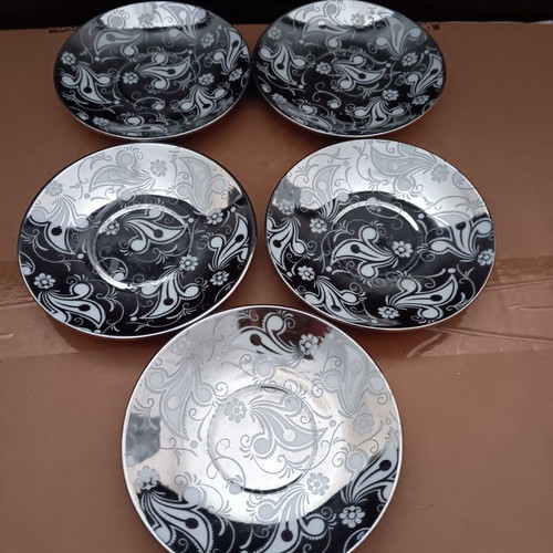 Set of 5 small plates used, silver color