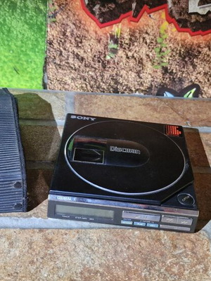 Sony Discman D7 CD player με μπαταρία BP-200 και θήκη