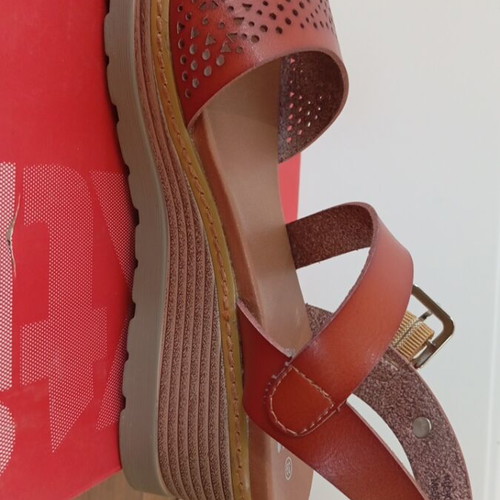 Xti platform sandals No 39 camel like new, 6 cm heel