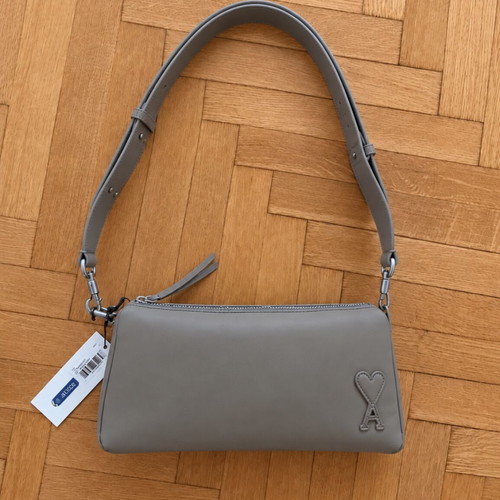 AMI Paris Alexandre Mattiussi shoulder bag, Gris Taupe