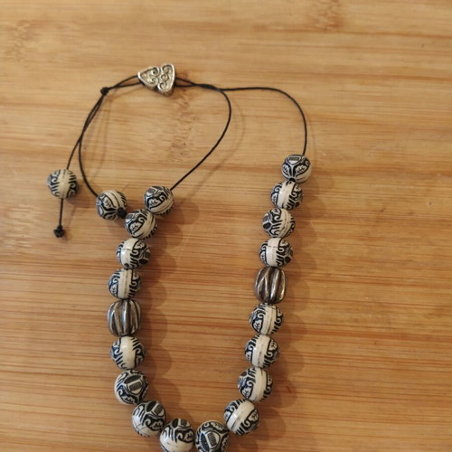 Worry beads white-black with embossed designs like new