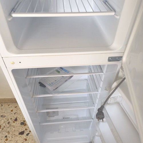 Candy CCDS 5142W two-door fridge like new, 204L white